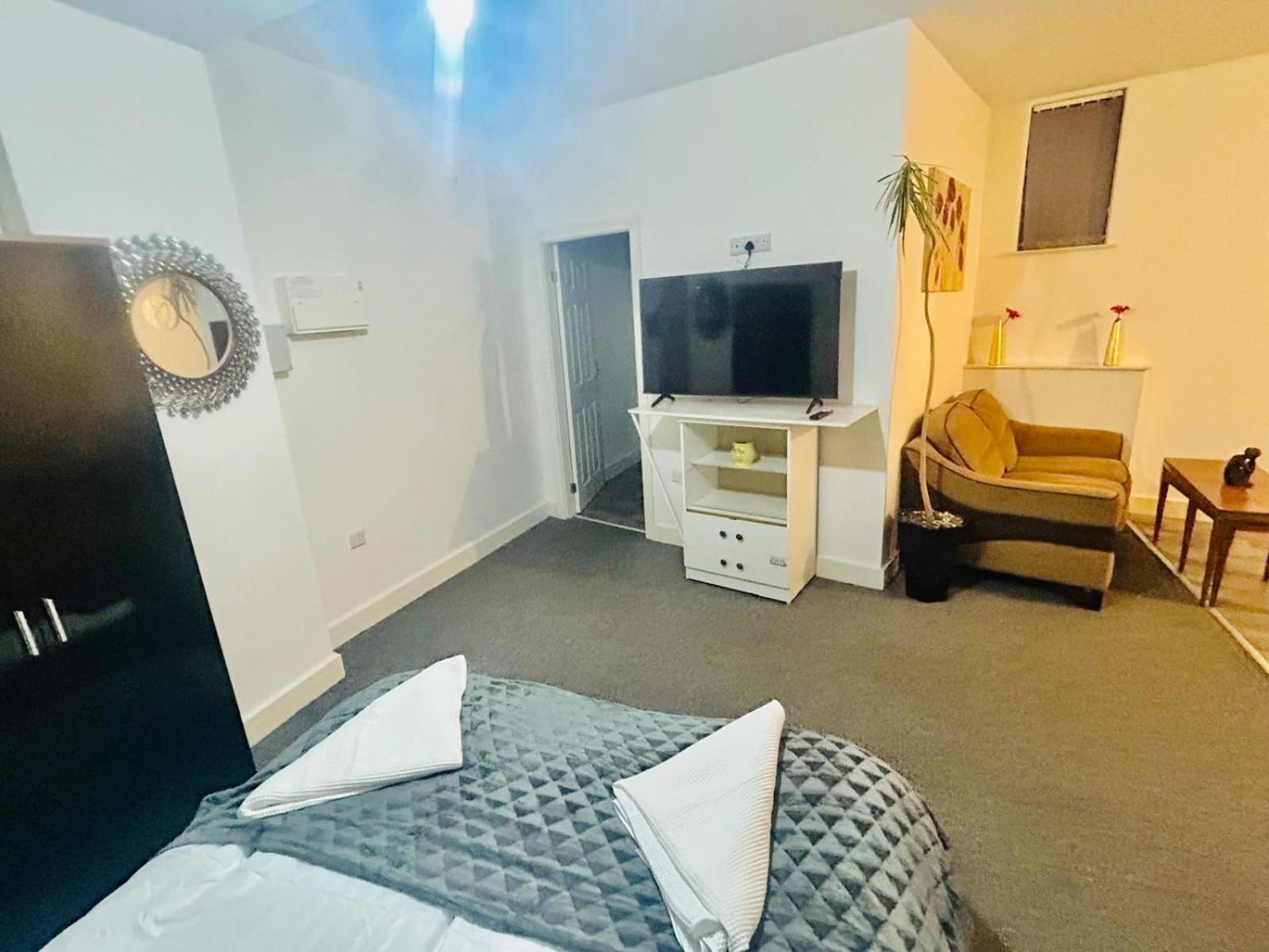 Studio Flat In Doncaster Exterior photo